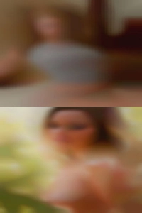 adocallan938, topless girl